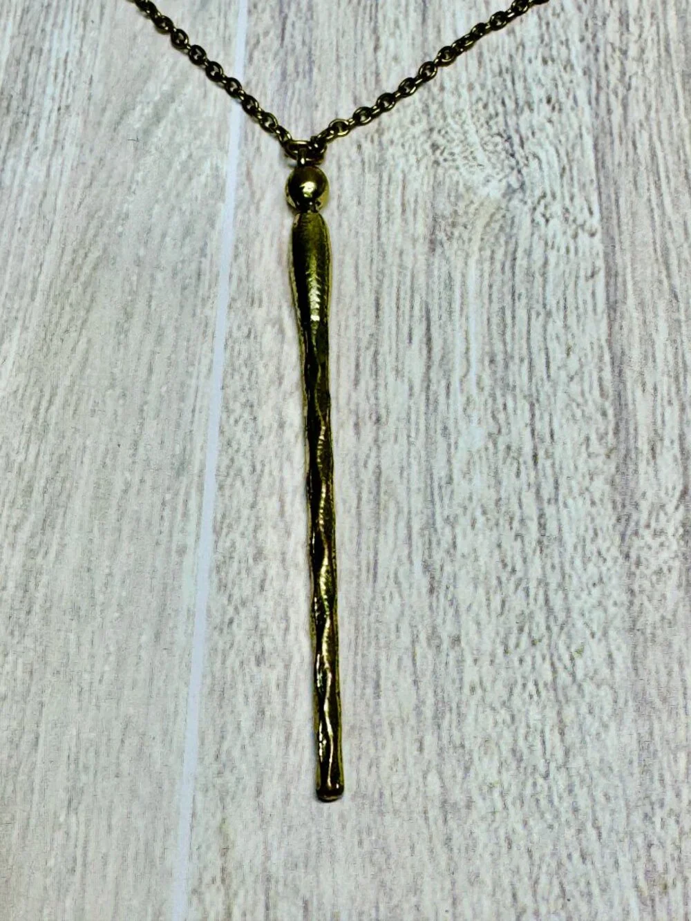 Necklace featuring wand from MagiQuest, Great Wolf Lodge, MagiQuest accessory